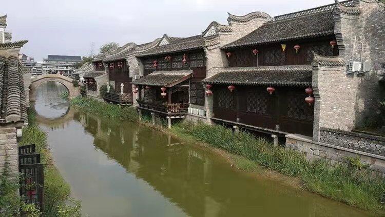 天地之间共有六界，玉皇大帝管三界，那其余三界又归谁管